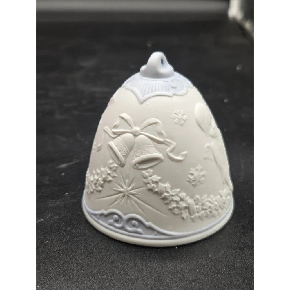 Lladro 2000 Annual Holiday Christmas Ornament Bell with Box #16700